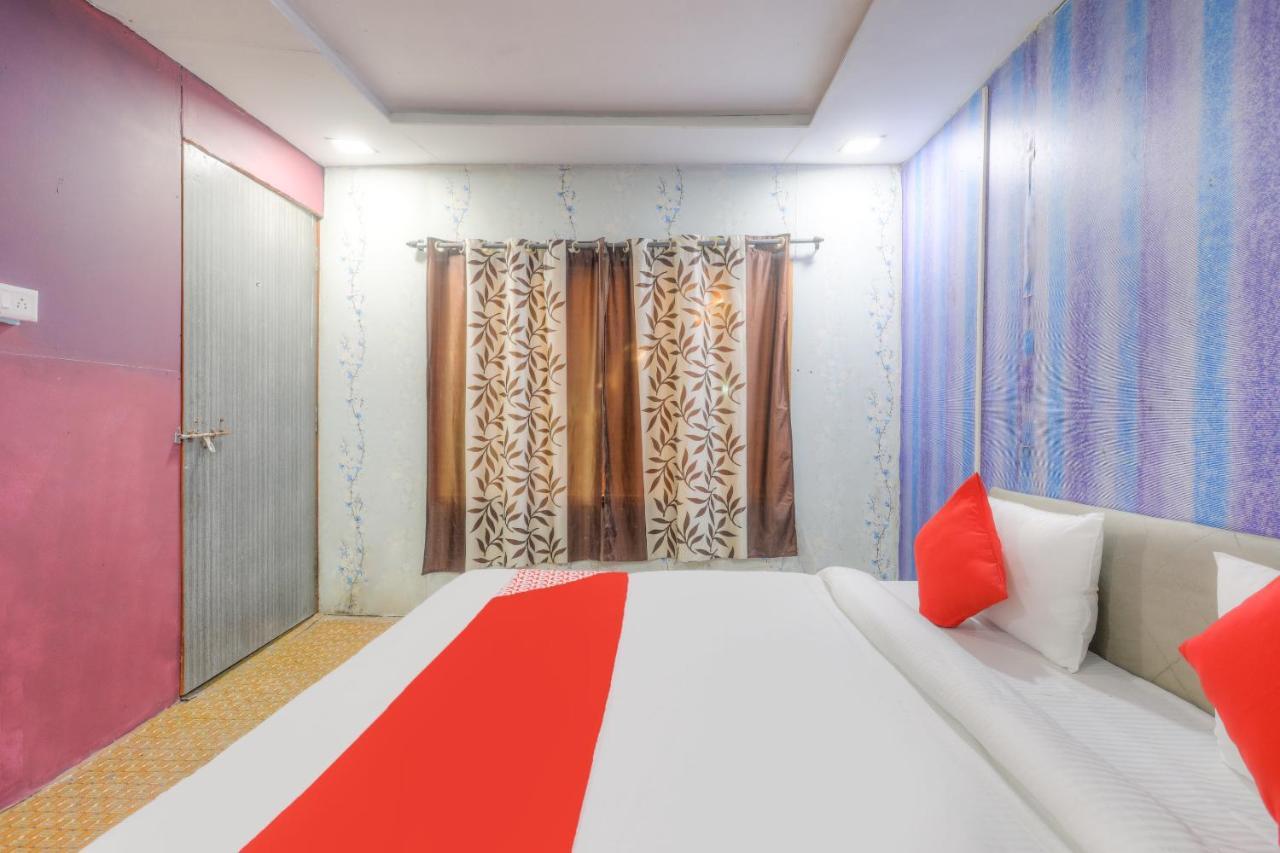 Oyo 48896 K2 - Garden Hotel Indore Buitenkant foto